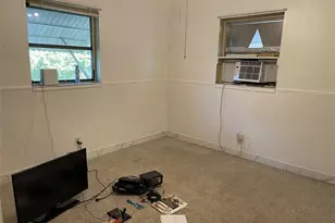 671 NW 38th St, Deerfield Beach, FL 33064 - Photo 15