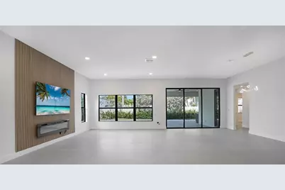 317 NE 21st Street, Wilton Manors, FL 33305 - Photo 11