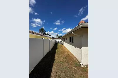 6860  Calle Del Paz, Boca Raton, FL 33433 - Photo 37