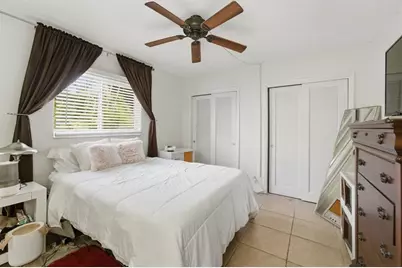 4430 NW 19th Way, Oakland Park, FL 33309 - Photo 27