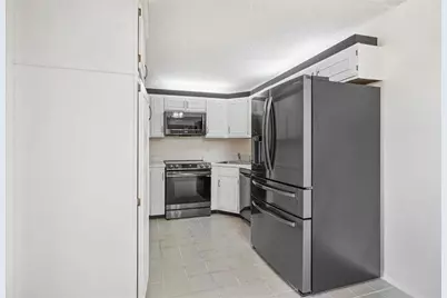 13770  Oneida Dr, Delray Beach, FL 33446 - Photo 3