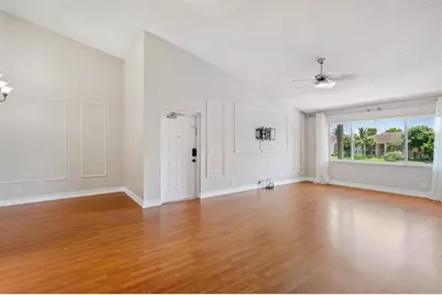 13770  Oneida Dr, Delray Beach, FL 33446 - Photo 9