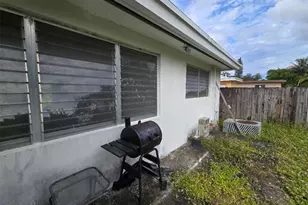 2702 Hayes St, Hollywood, FL 33020 - Photo 17