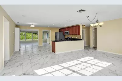 249 NW 4th Diagonal, Boca Raton, FL 33432 - Photo 3