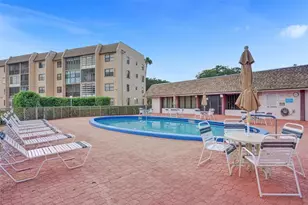 10467 Sunrise Lakes Blvd, Sunrise, FL 33322 - Photo 37