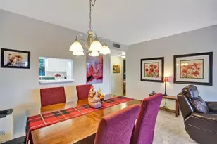 10467 Sunrise Lakes Blvd, Sunrise, FL 33322 - Photo 17