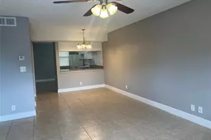 179 SE 3rd St, Deerfield Beach, FL 33441 - Photo 3