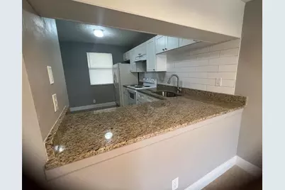 179 SE 3rd St, Unit #203, Deerfield Beach, FL 33441 - Photo 5