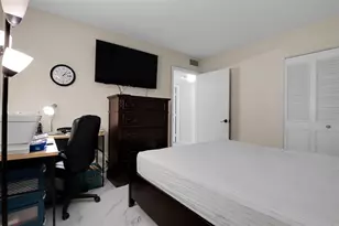 260 NW 76th Ave, Margate, FL 33063 - Photo 23