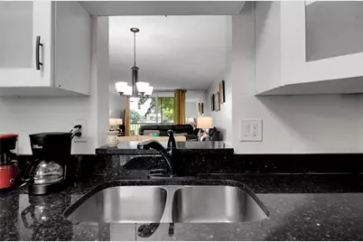 260 NW 76th Ave, Margate, FL 33063 - Photo 31