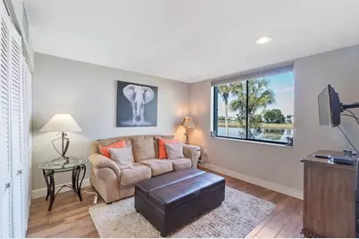 4832  Esedra Court, Unit #Apt 206, Lake Worth, FL 33467 - Photo 21