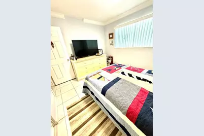 7140  Custer St, Hollywood, FL 33024 - Photo 11