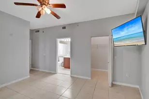 2421 NE 65th St, Fort Lauderdale, FL 33308 - Photo 17