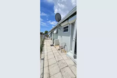 2211  Lincoln St, Unit #11, Hollywood, FL 33020 - Photo 5