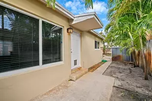 335 SW 17th St, Fort Lauderdale, FL 33315 - Photo 13