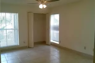 833 Riverside Dr, Coral Springs, FL 33071 - Photo 3