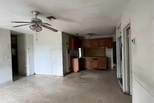 18530 NW 42nd Ave, Miami Gardens, FL 33055 - Photo 21