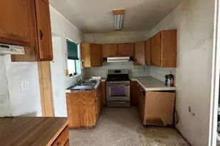 18530 NW 42nd Ave, Miami Gardens, FL 33055 - Photo 3