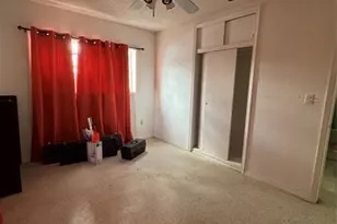 18530 NW 42nd Ave, Miami Gardens, FL 33055 - Photo 15