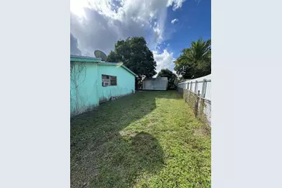 18530 NW 42nd Ave, Miami Gardens, FL 33055 - Photo 27