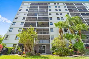 2232 N Cypress Bend Dr, Pompano Beach, FL 33069 - Photo 31