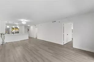 2232 N Cypress Bend Dr, Pompano Beach, FL 33069 - Photo 13