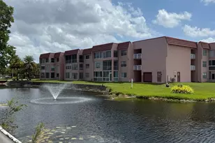 9481 Sunrise Lakes Blvd, Sunrise, FL 33322 - Photo 23