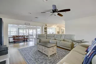 1920 Waters Edge, Pompano Beach, FL 33062 - Photo 5