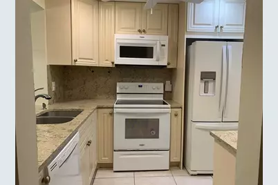 9460  Poinciana Pl, Unit #203, Davie, FL 33324 - Photo 15