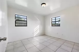 747 NW 14th Way, Fort Lauderdale, FL 33311 - Photo 9