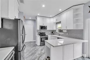 847 NW 127th Ave, Coral Springs, FL 33071 - Photo 9