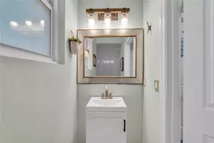 847 NW 127th Ave, Coral Springs, FL 33071 - Photo 17