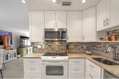 700  Layne Blvd, Unit #301, Hallandale Beach, FL 33009 - Photo 5