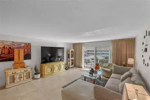 700 Layne Blvd Unit, Hallandale Beach, FL 33009 - Photo 15