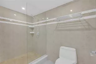 1010 S Ocean Blvd, Pompano Beach, FL 33062 - Photo 17