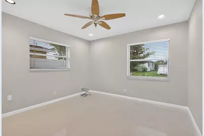 8709 NW 57th Dr, Tamarac, FL 33321 - Photo 9