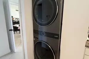 5600 Collins Ave, Miami Beach, FL 33140 - Photo 11