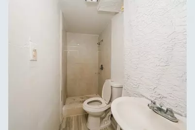 1351 SW 10th Ave, Deerfield Beach, FL 33441 - Photo 13