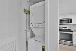 4201 N Ocean Dr, Hollywood, FL 33019 - Photo 21