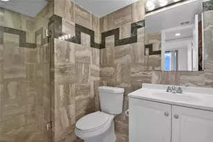 4201 N Ocean Dr, Hollywood, FL 33019 - Photo 27