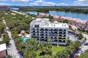 4201 N Ocean Dr, Hollywood, FL 33019 - Photo 5