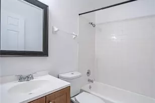 3453 NW 44th St, Lauderdale Lakes, FL 33309 - Photo 7