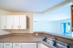 3453 NW 44th St, Lauderdale Lakes, FL 33309 - Photo 11