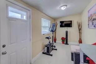 1105 W 34th St, Riviera Beach, FL 33404 - Photo 5