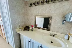 7040 Coral Way Unit, Miami, FL 33155 - Photo 17