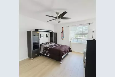 1581 NW 159th Ave, Pembroke Pines, FL 33028 - Photo 17