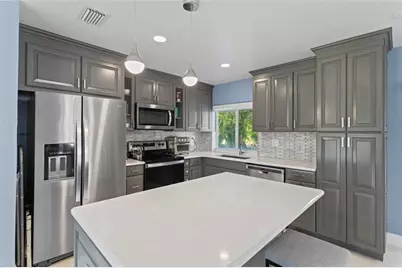 11305 NW 38th St, Coral Springs, FL 33065 - Photo 11