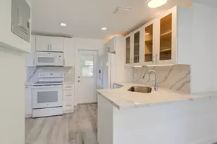 1317 SW 31st St, Fort Lauderdale, FL 33315 - Photo 9