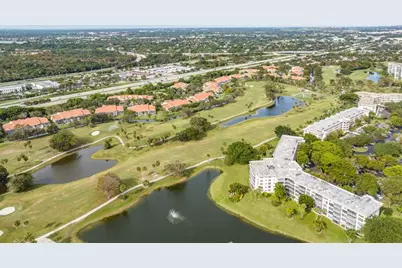 3900  Oaks Clubhouse Dr, Unit #507, Pompano Beach, FL 33069 - Photo 27