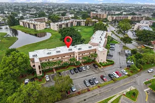 10402 Sunrise Lakes Blvd, Sunrise, FL 33322 - Photo 21